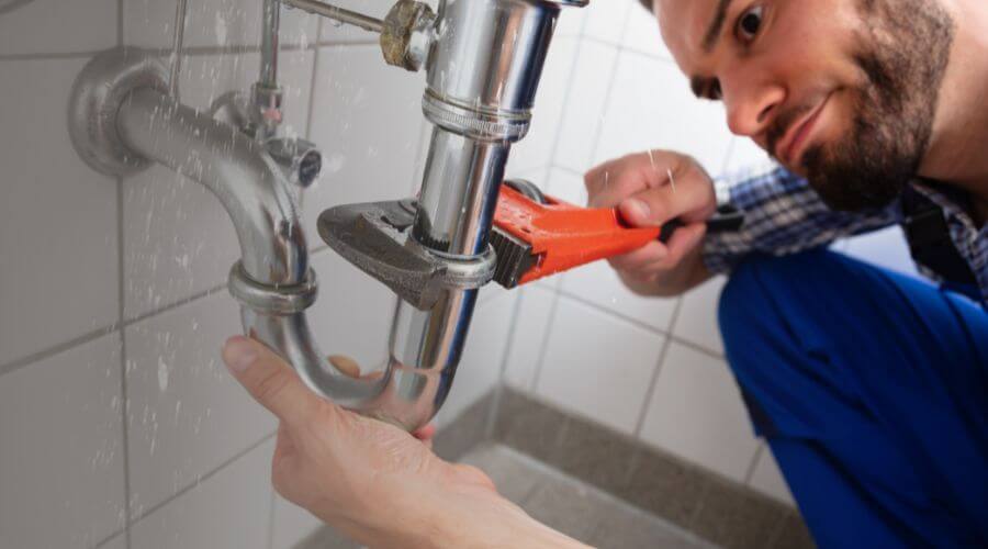 Professional same day plumber services in Ottawa Lake, MI